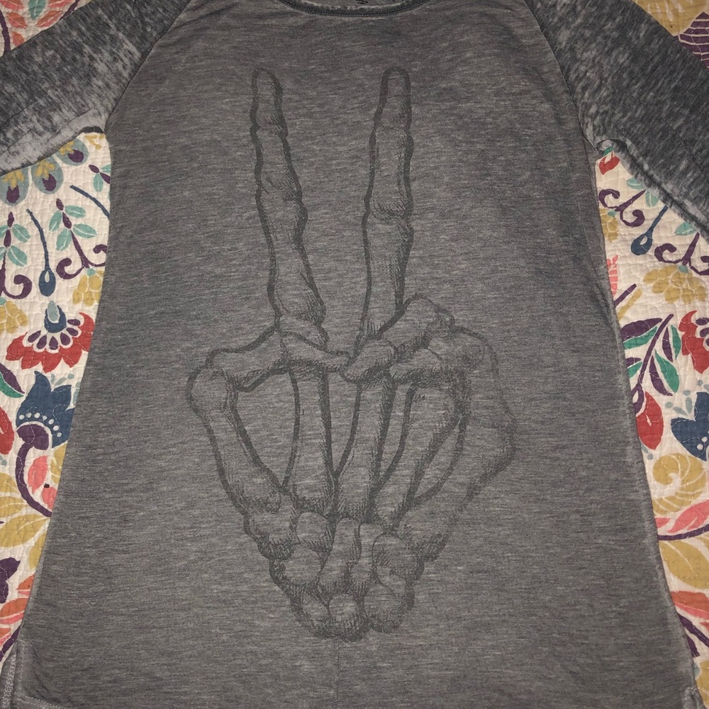 Skeleton peace hand burnout shirt